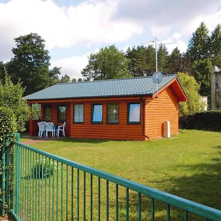 بيت للعطل With A Garden, Close To The Rosnowo